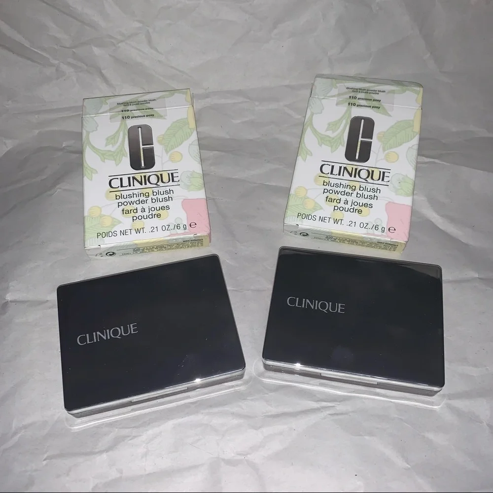 2 x Clinique blush
